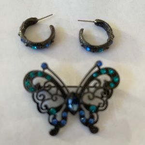 Jewelry set: Butterfly brooch and small hoop earrings blue glass on black metal